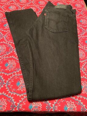 EUC Men’s 511 Levi Jeans, Black.  Sz W 32, L 34.